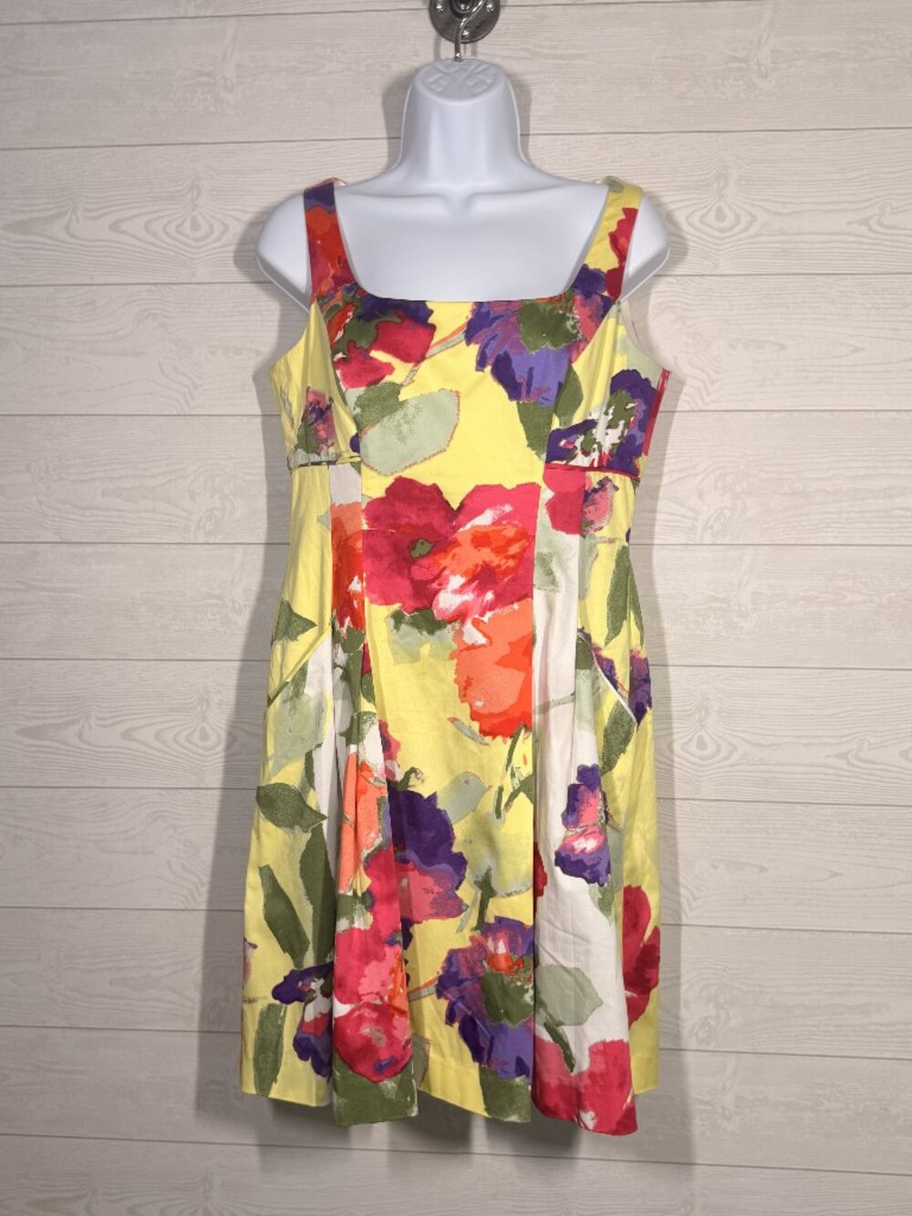Lauren Ralph Lauren Floral Fit & Flare Dress Size 8P Petite Pockets